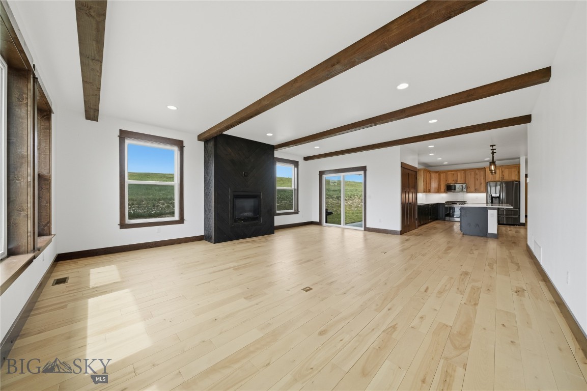 2 Paddlefish Court Property Photo 13