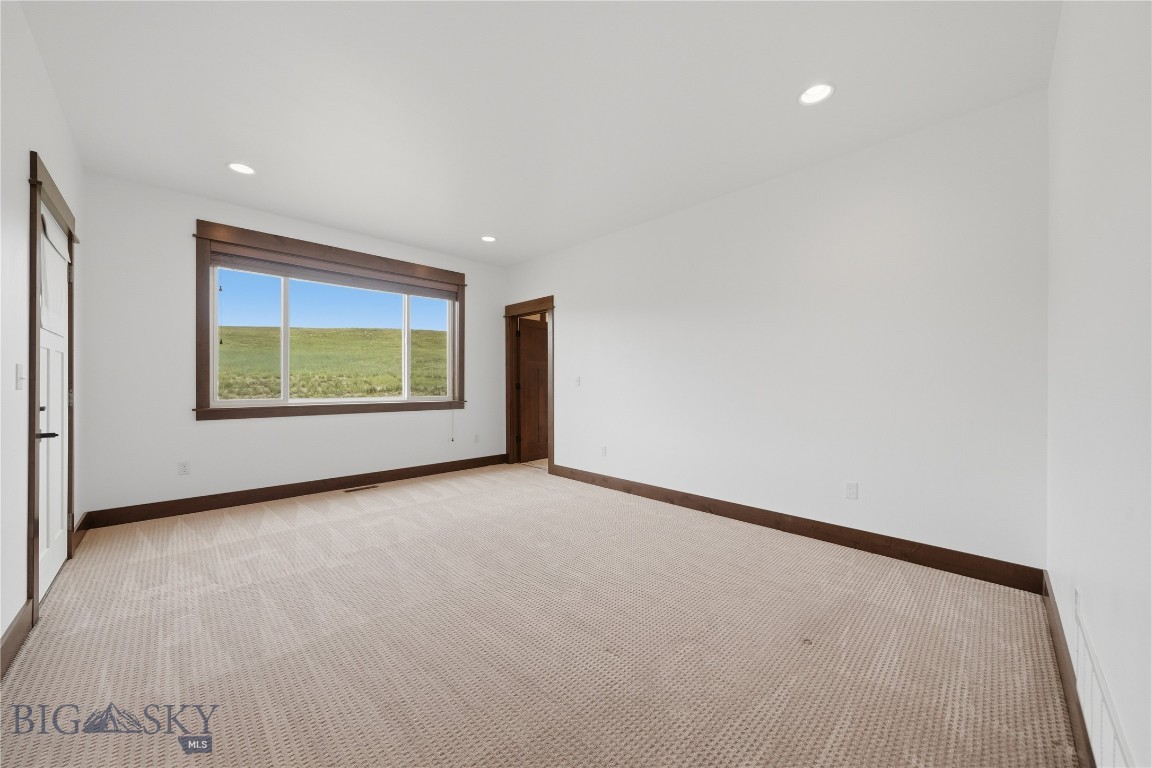 2 Paddlefish Court Property Photo 17