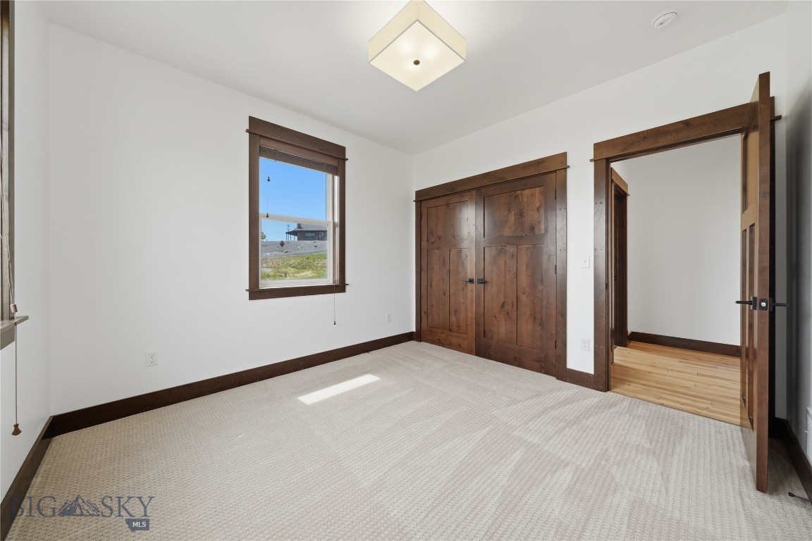 2 Paddlefish Court Property Photo 27