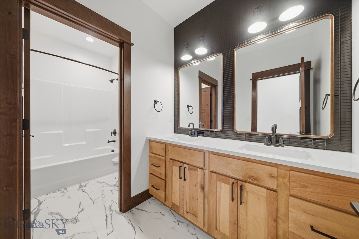 2 Paddlefish Court Property Photo 35