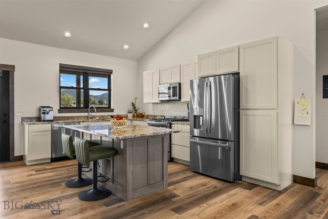 817 Madison Avenue Property Photo 17