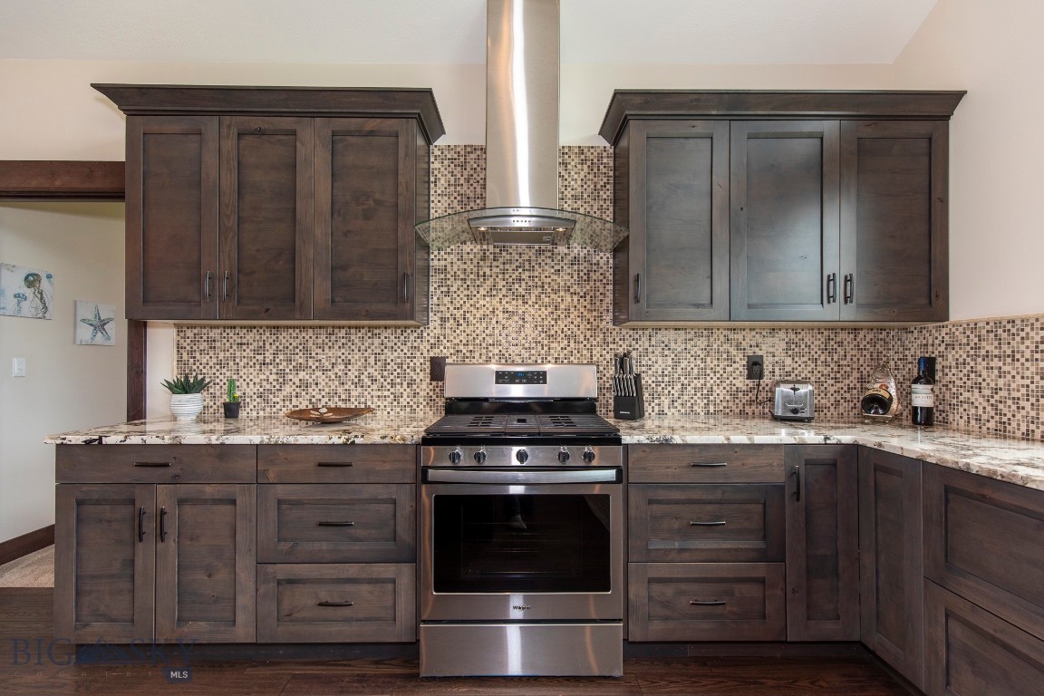 10 Mountainair Lane Property Photo 18