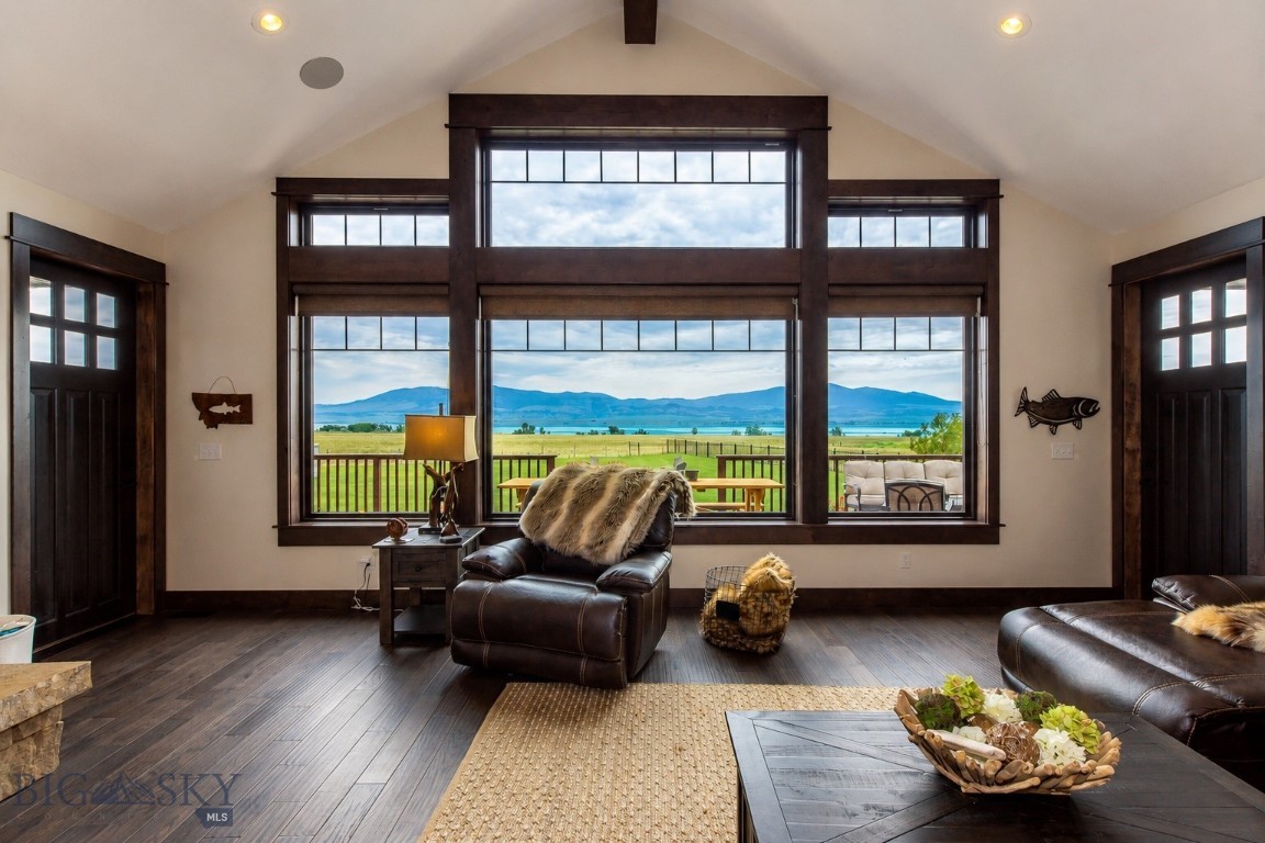 10 Mountainair Lane Property Photo 20