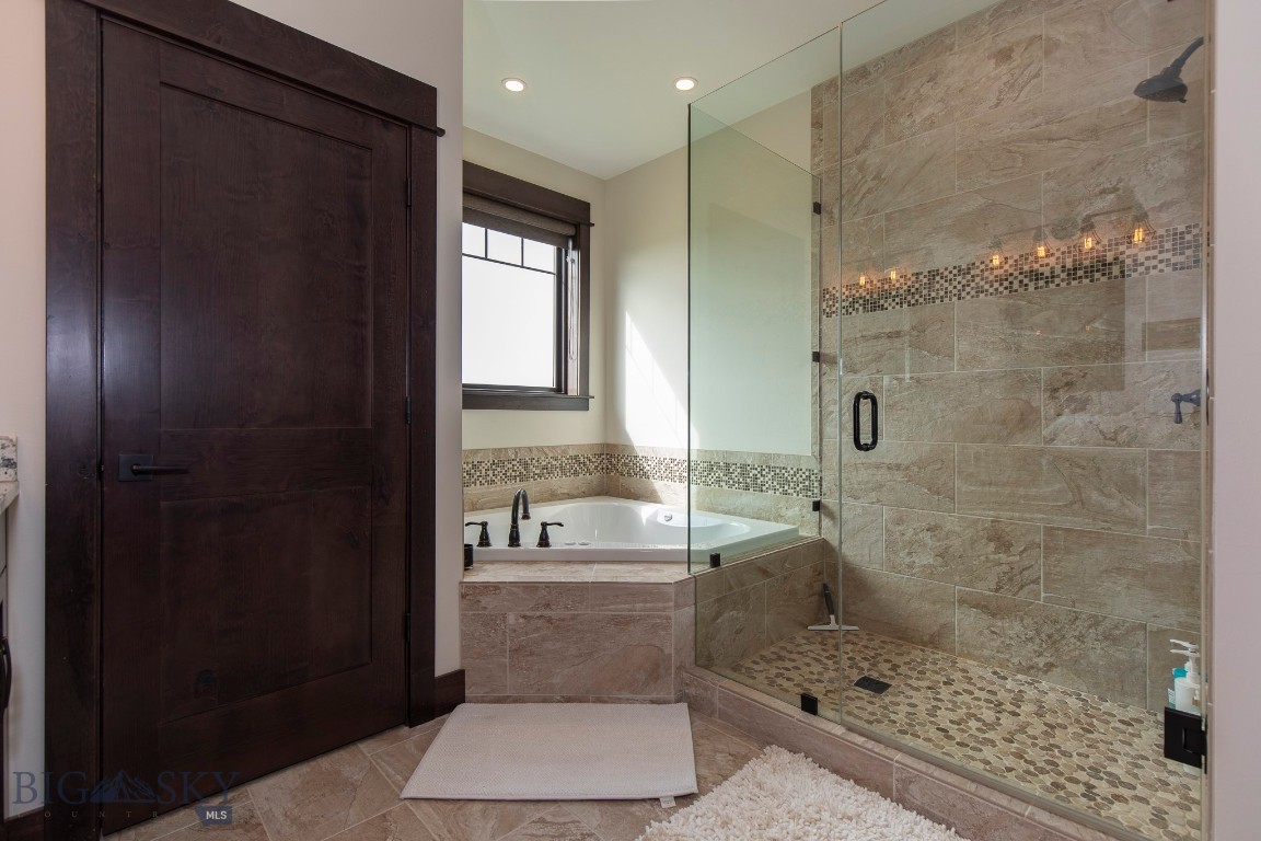 10 Mountainair Lane Property Photo 32