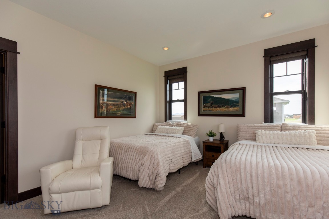10 Mountainair Lane Property Photo 33