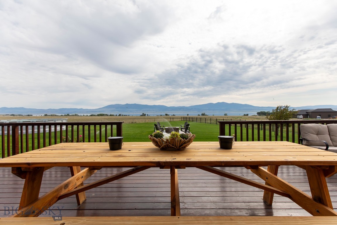 10 Mountainair Lane Property Photo 48