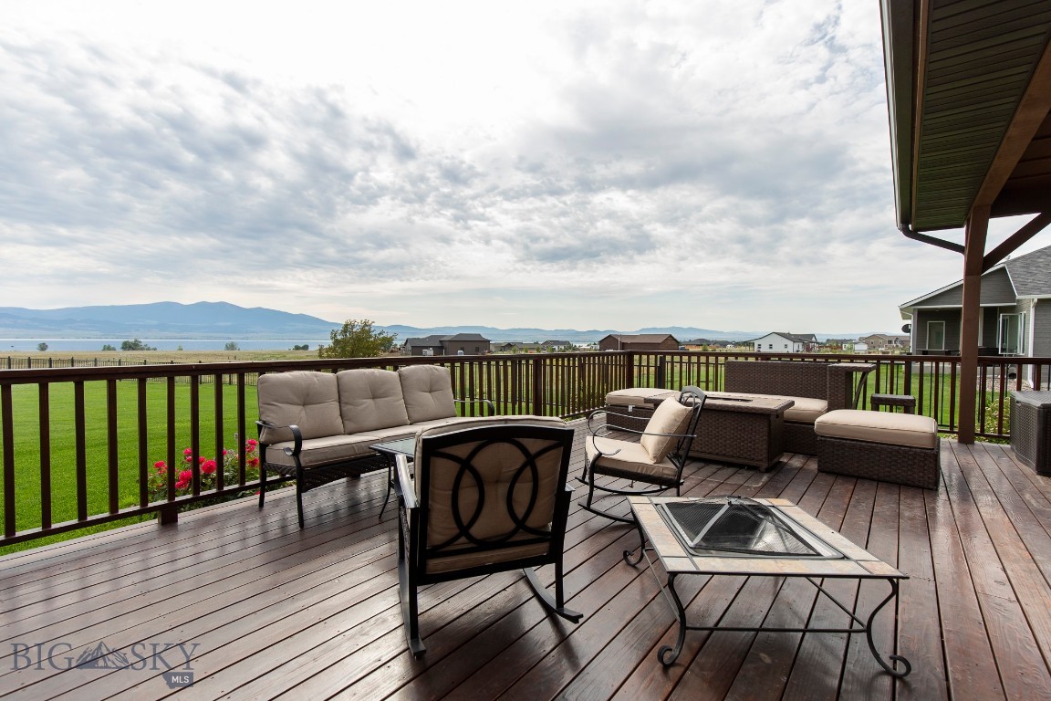10 Mountainair Lane Property Photo 53