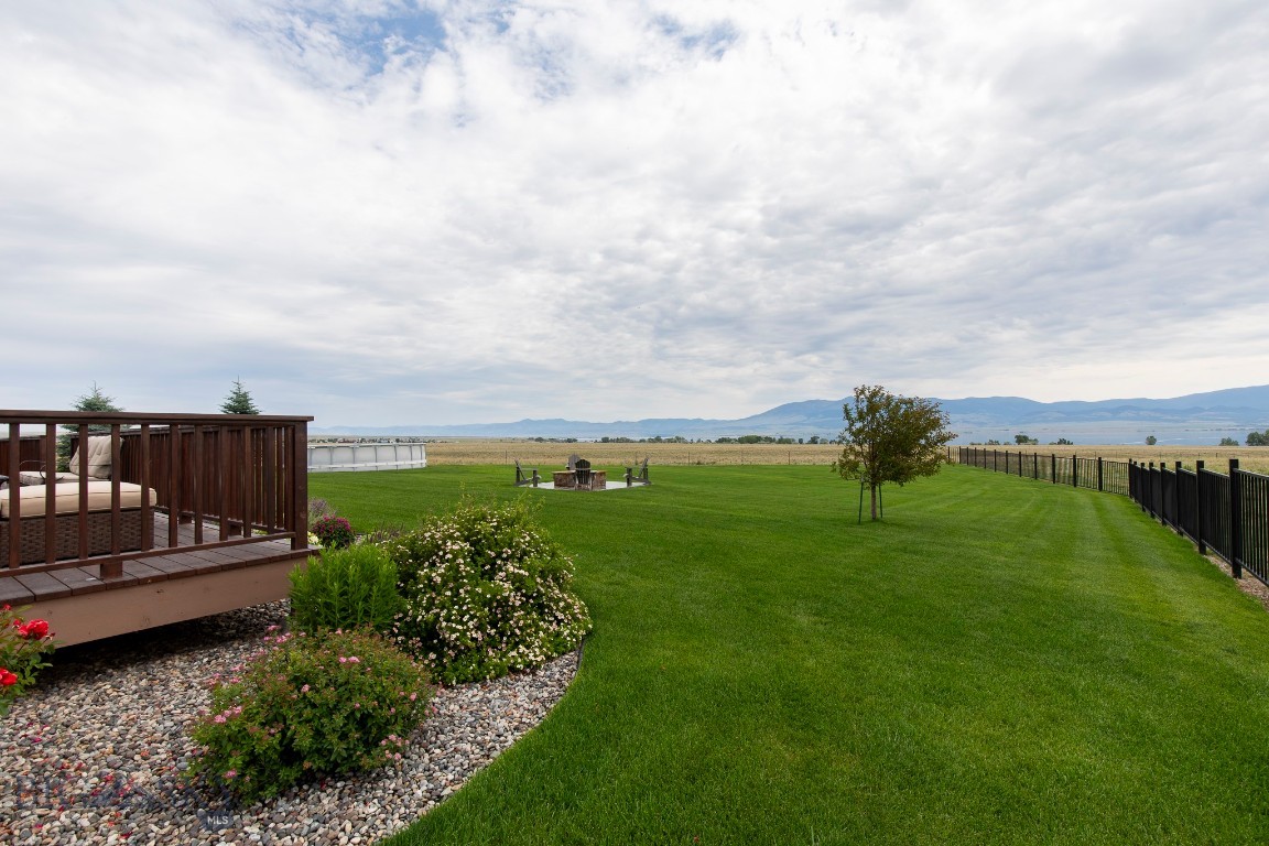 10 Mountainair Lane Property Photo 58