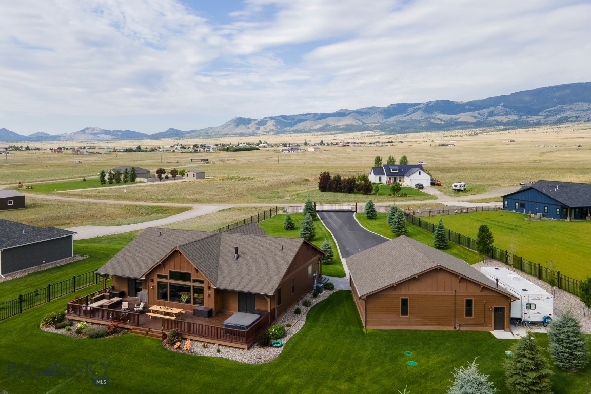 10 Mountainair Lane Property Photo 62