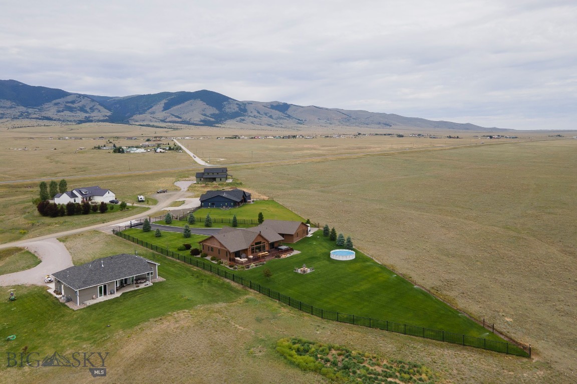10 Mountainair Lane Property Photo 75