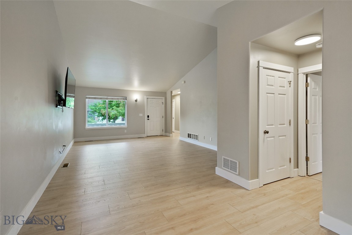 2720 Daisy Drive Property Photo 4