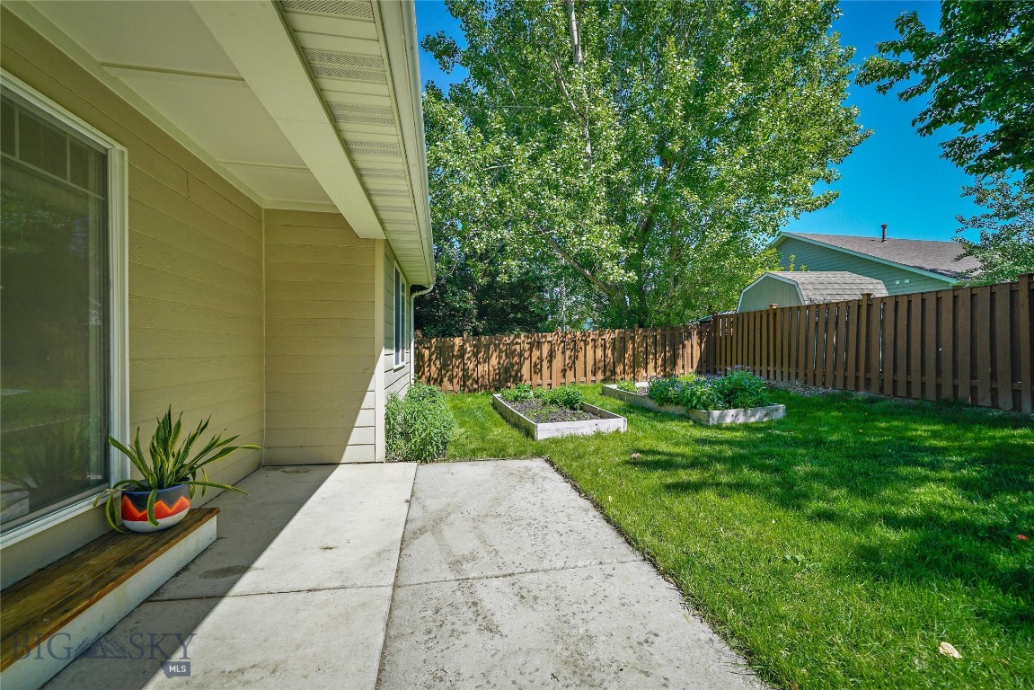 2720 Daisy Drive Property Photo 27