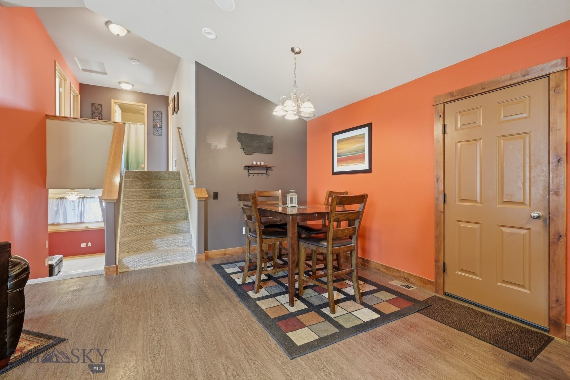 1283 N River Rock Drive Property Photo 6