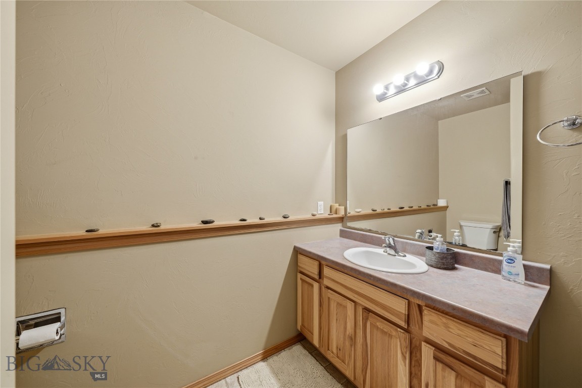 1283 N River Rock Drive Property Photo 14