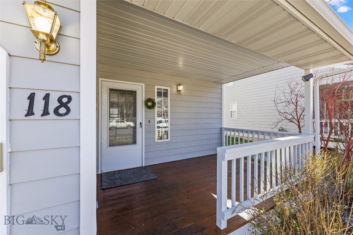 118 Michael Grove Avenue Property Photo 4
