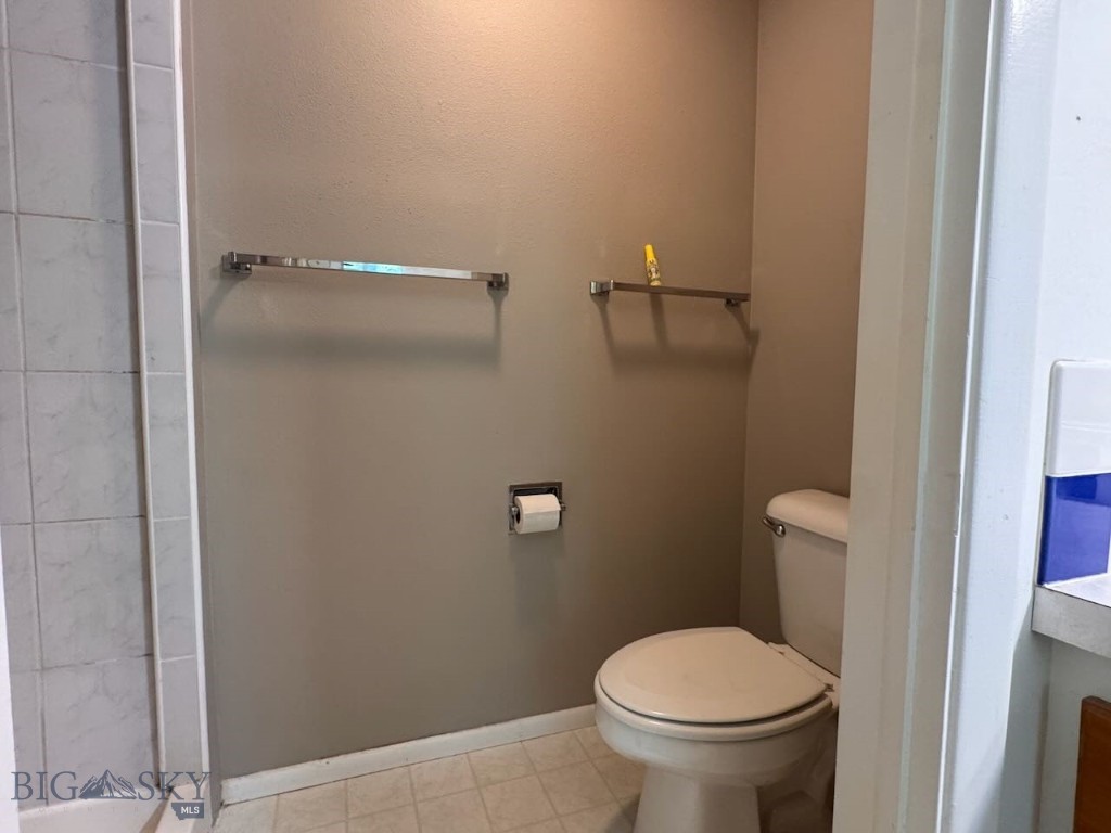 111 Circle Property Photo 19