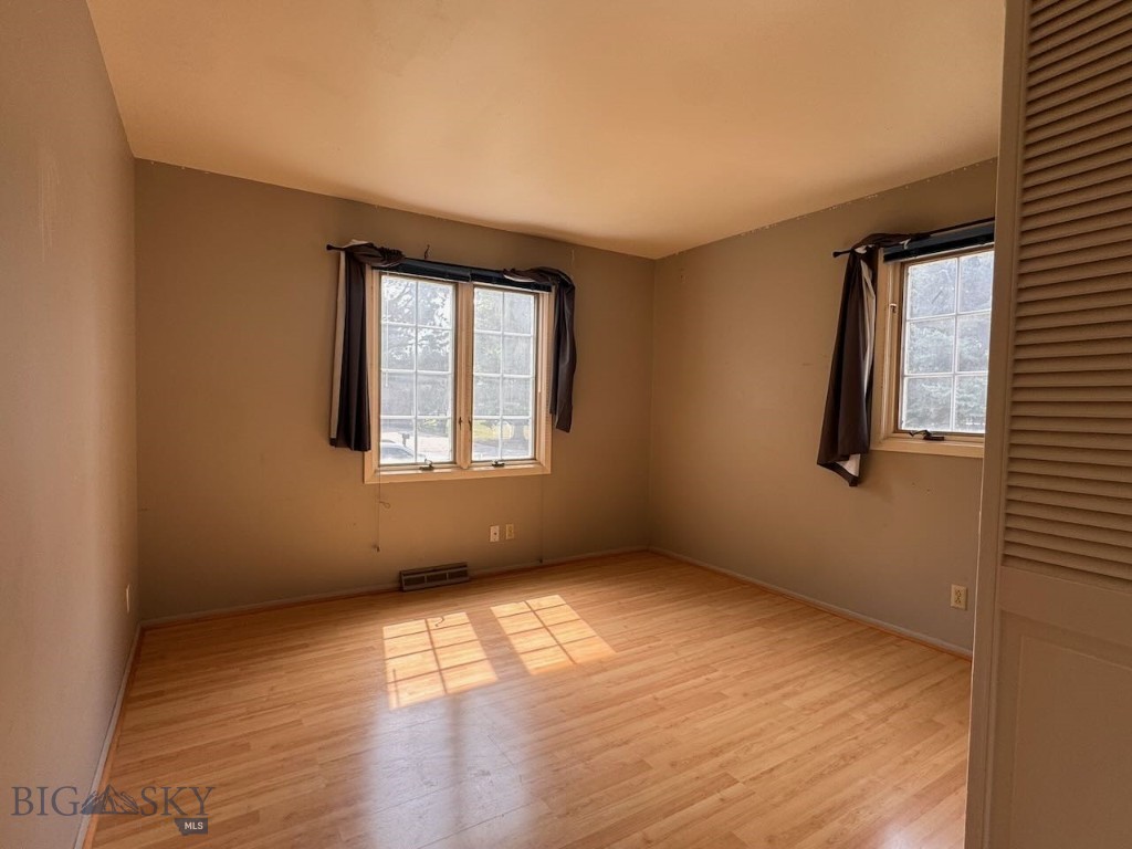 111 Circle Property Photo 21
