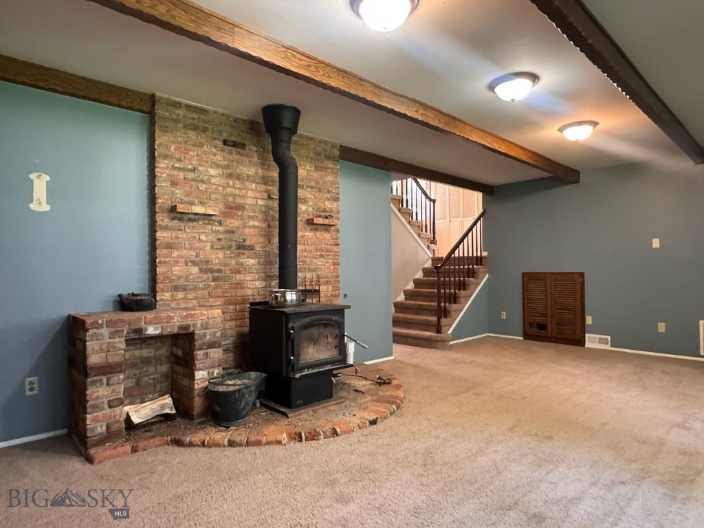 111 Circle Property Photo 27
