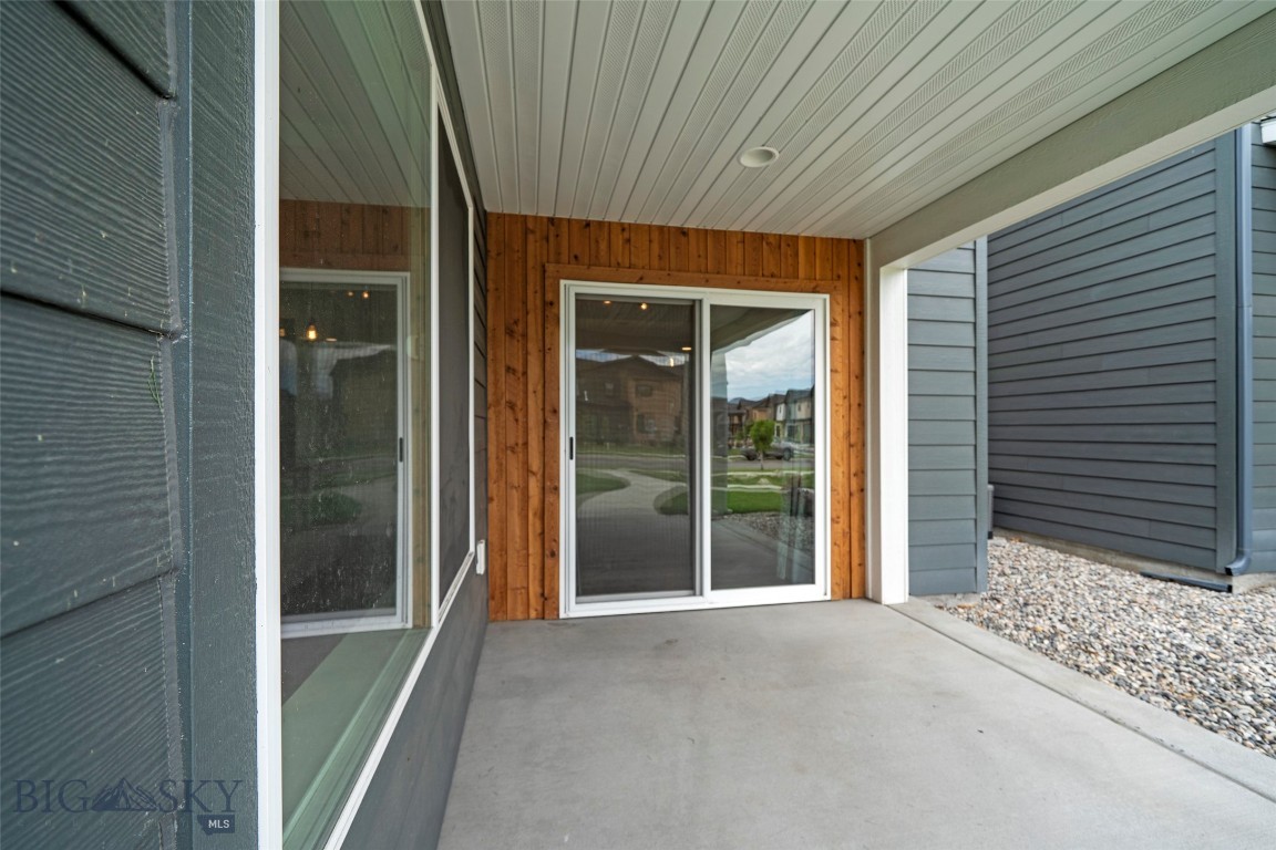 4830 Flanders Way C Property Photo 23