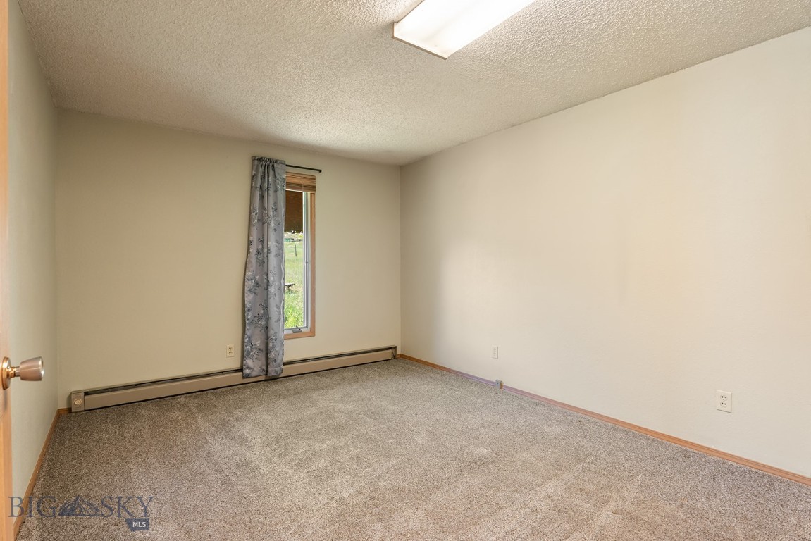 390 Holmes Avenue Property Photo 5