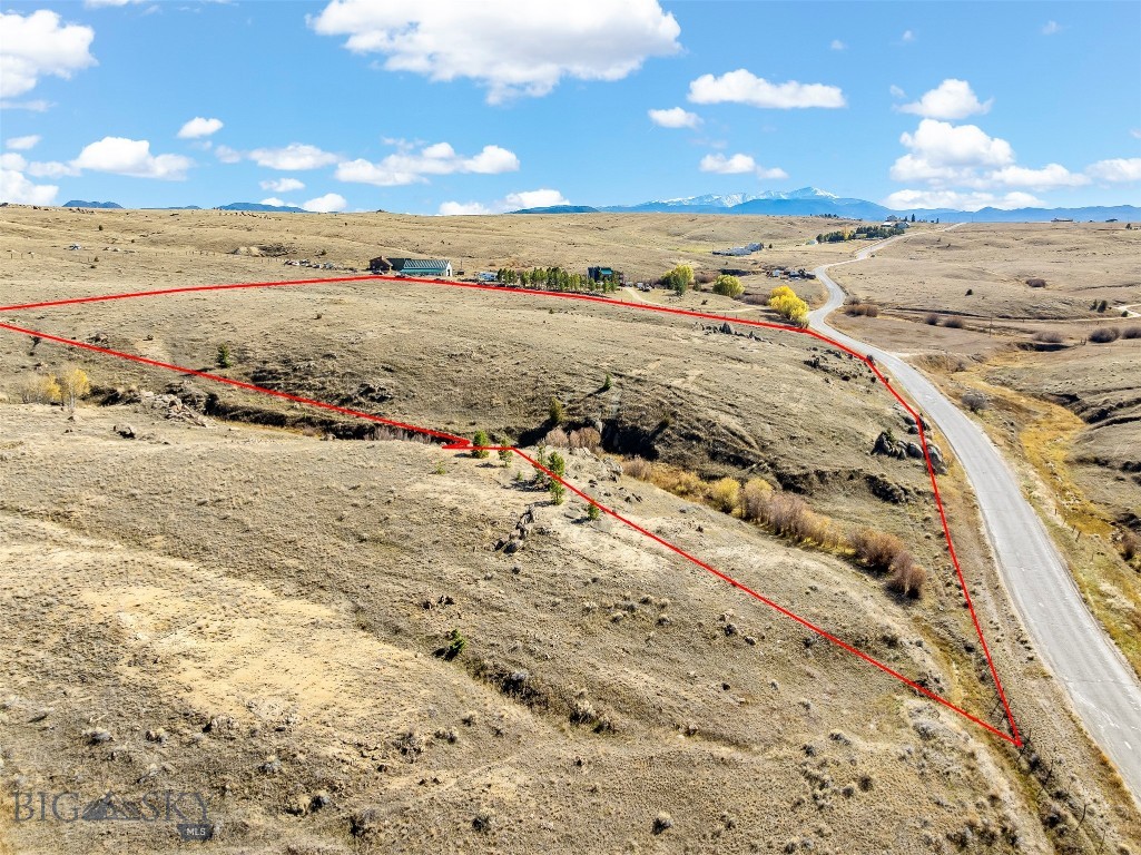 413278 Property Photo 3