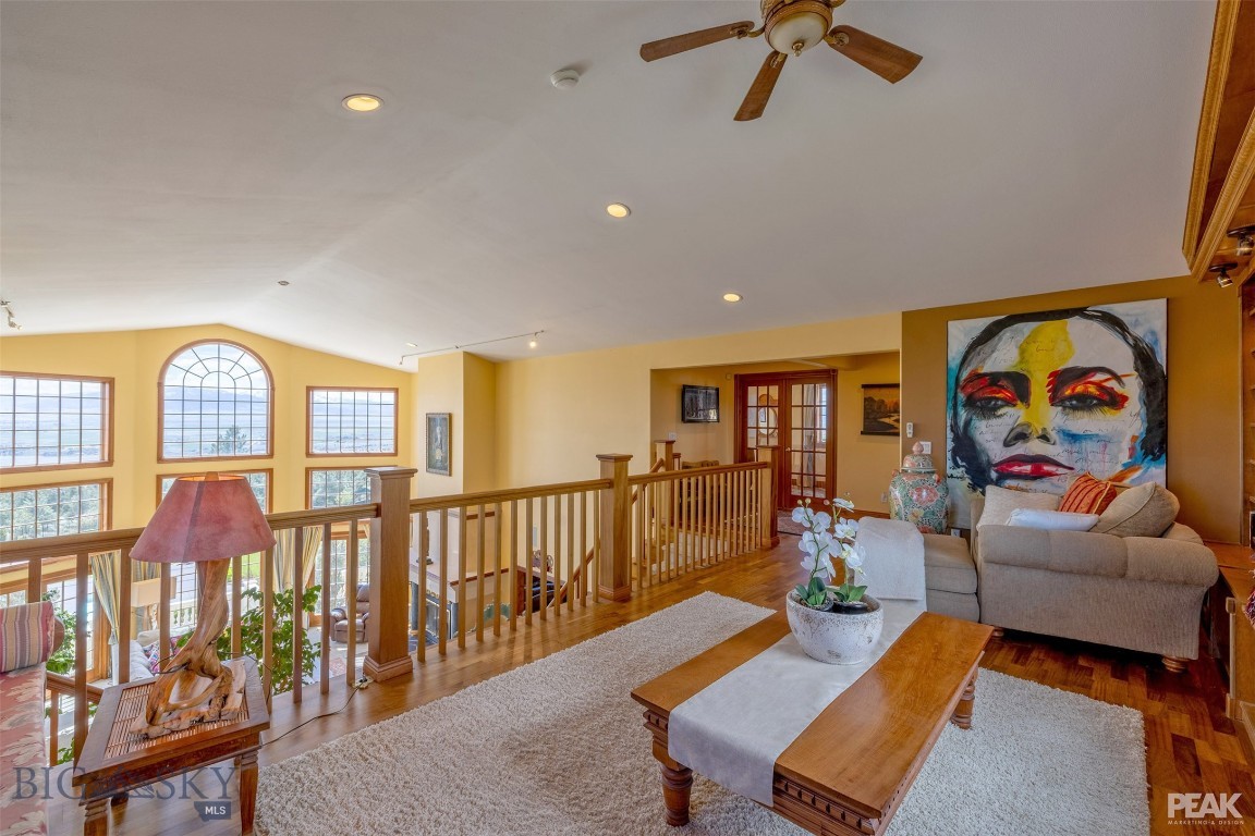 5275 Riverview Drive Property Photo 28