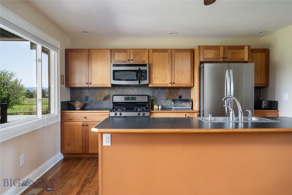 1703 Park View Place Property Photo 13