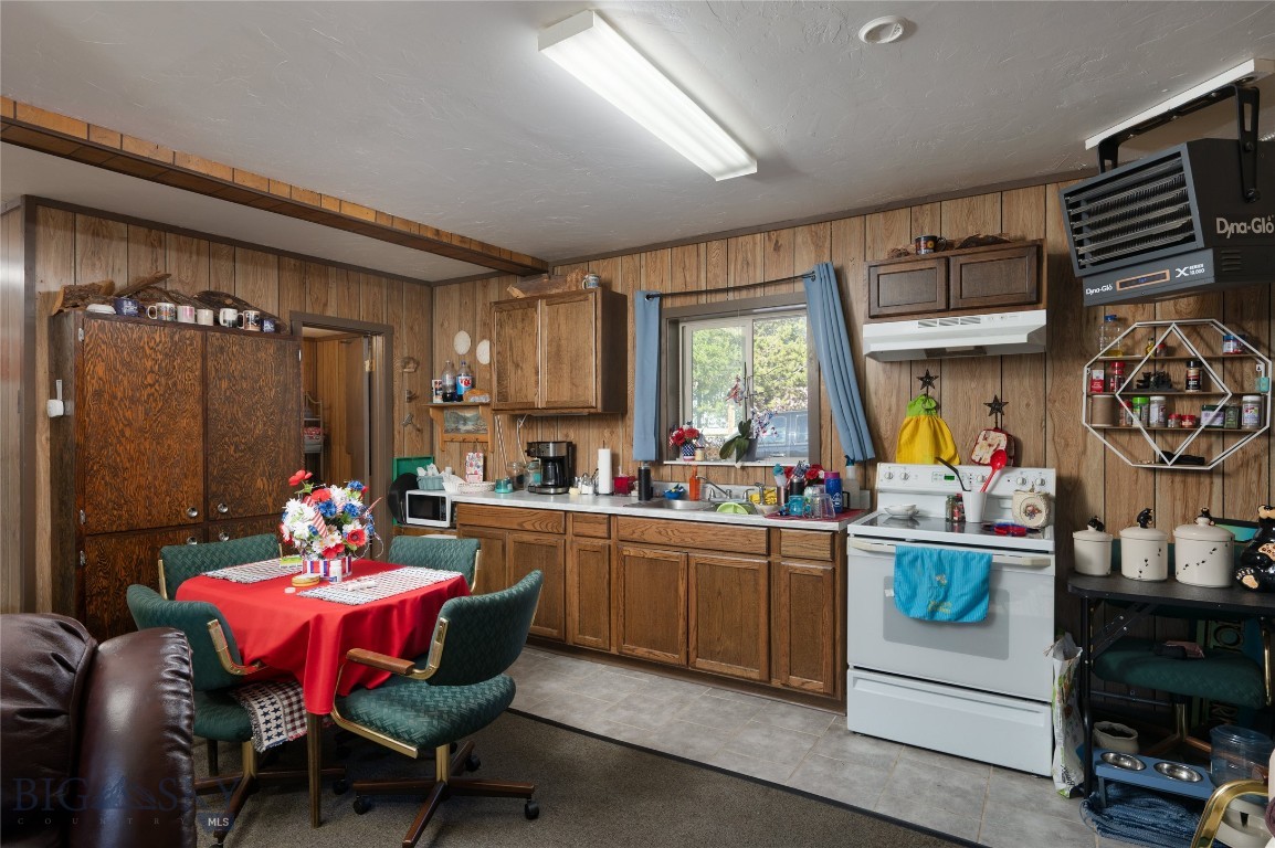 625 Firehole Property Photo 15