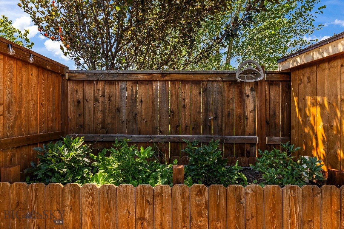 5506 May Fly Property Photo 32
