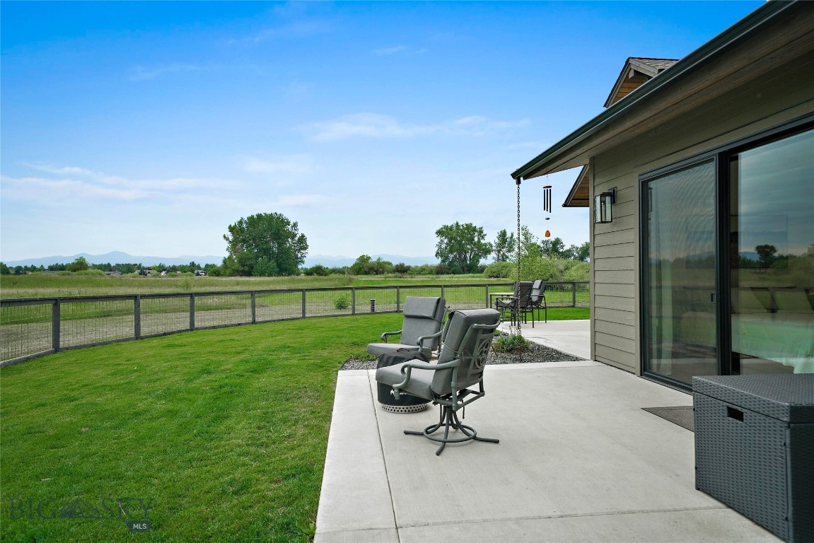 440 Riparian Way Property Photo 12