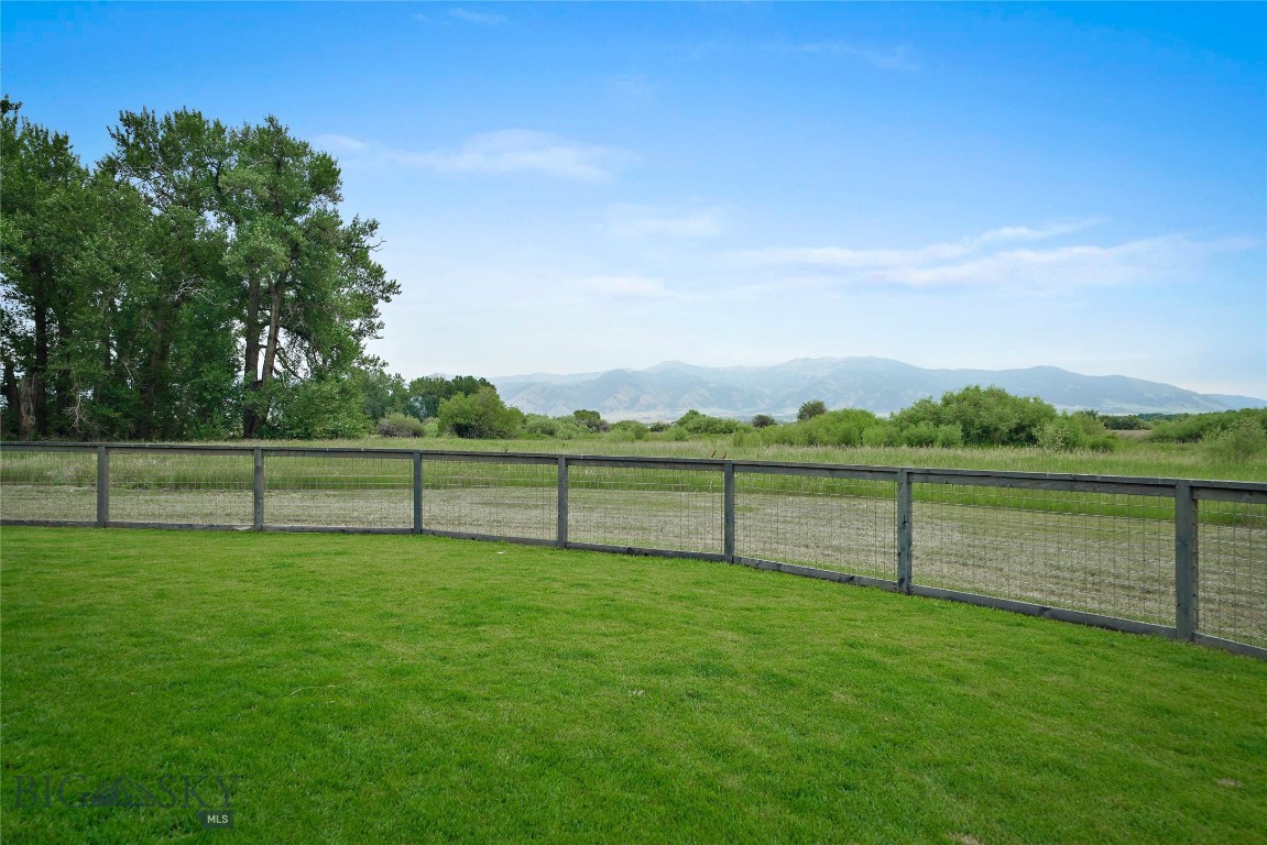 440 Riparian Way Property Photo 13