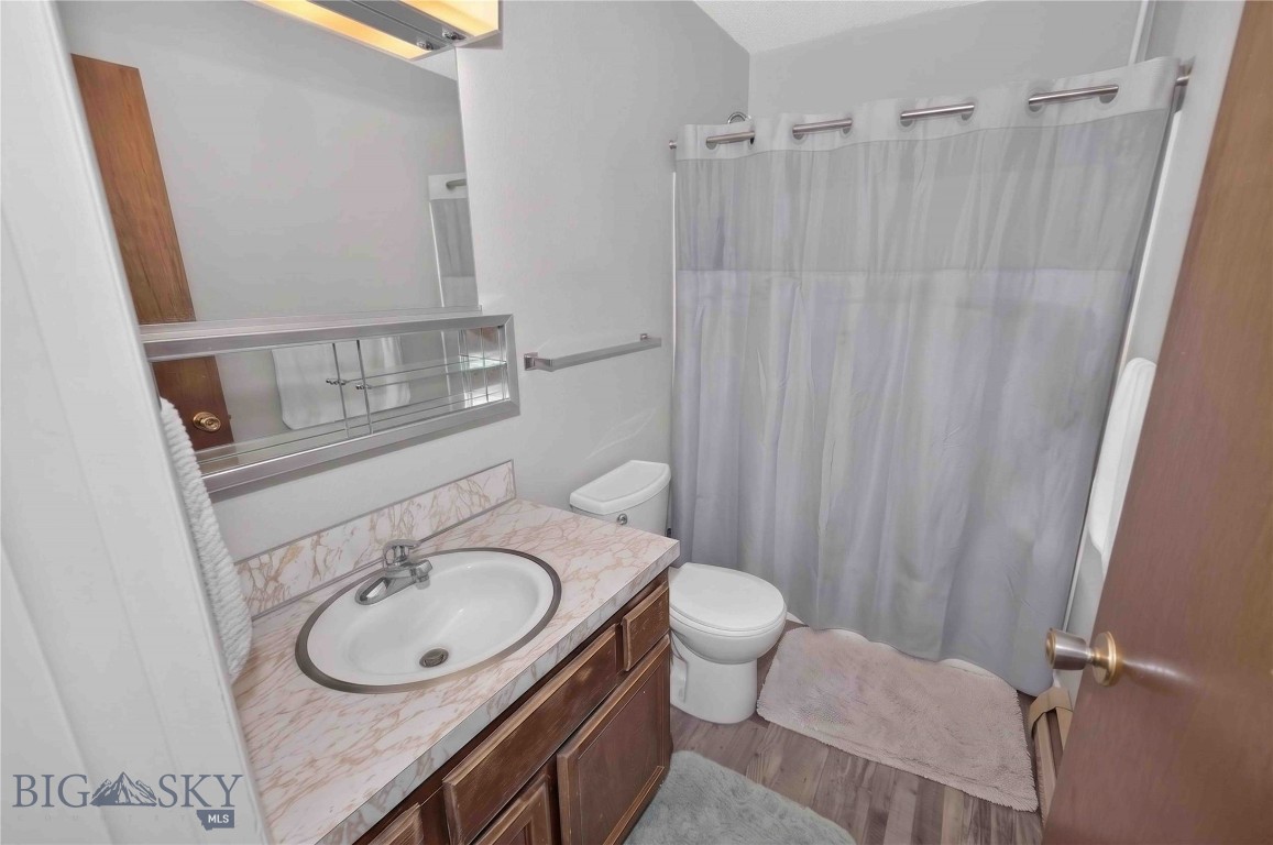 521 N 21st Ave Property Photo 14