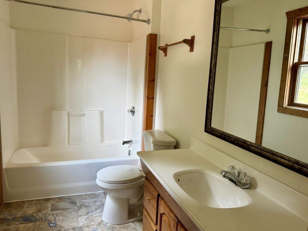 1180 Grandview Drive Property Photo 6