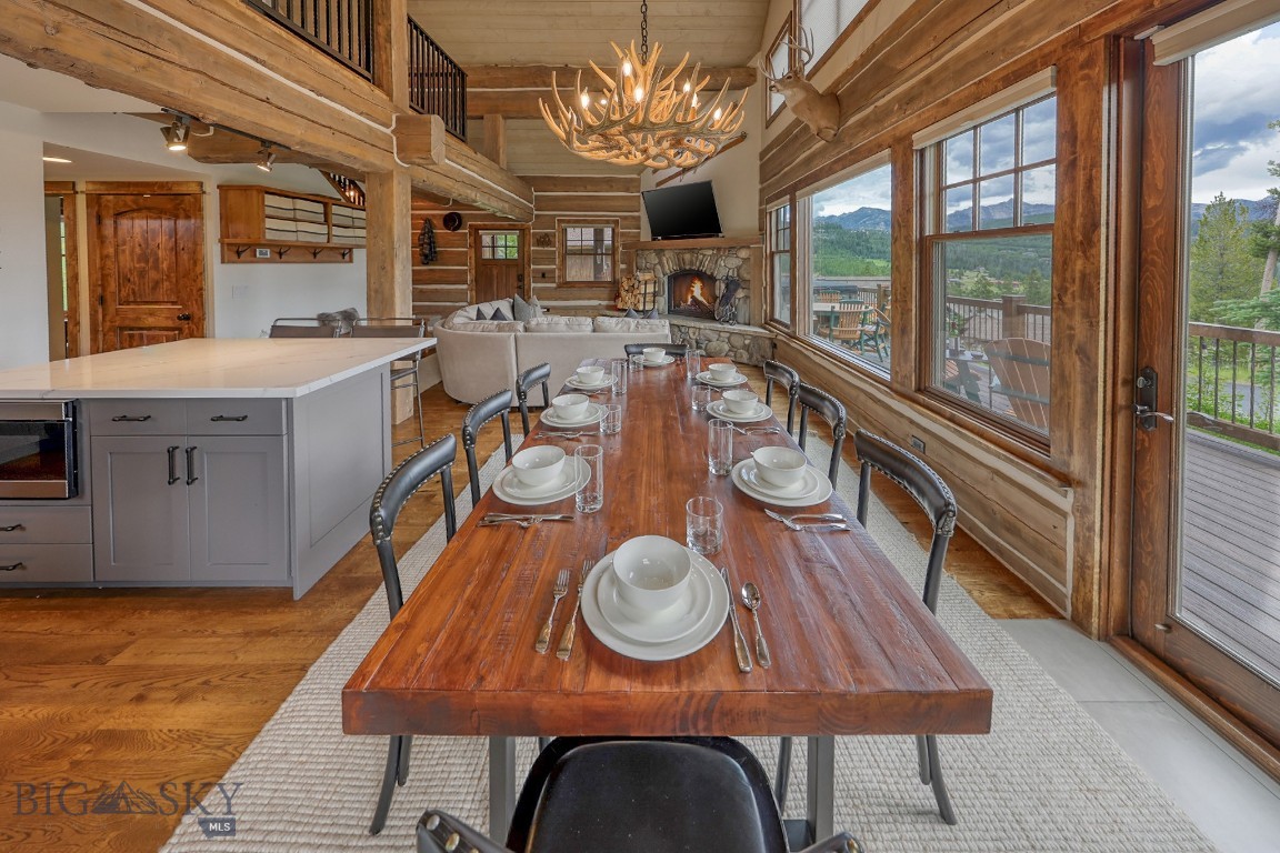 18 Manitou Property Photo 15