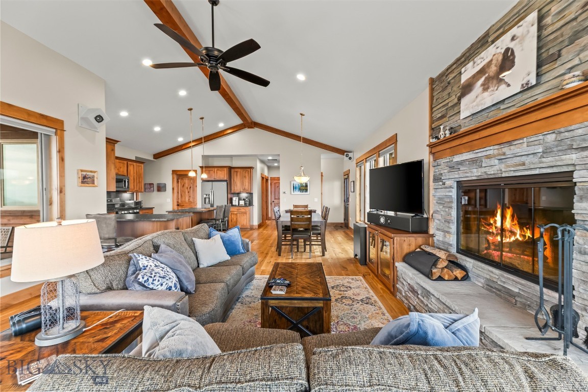 20 Libra Drive Property Photo 11