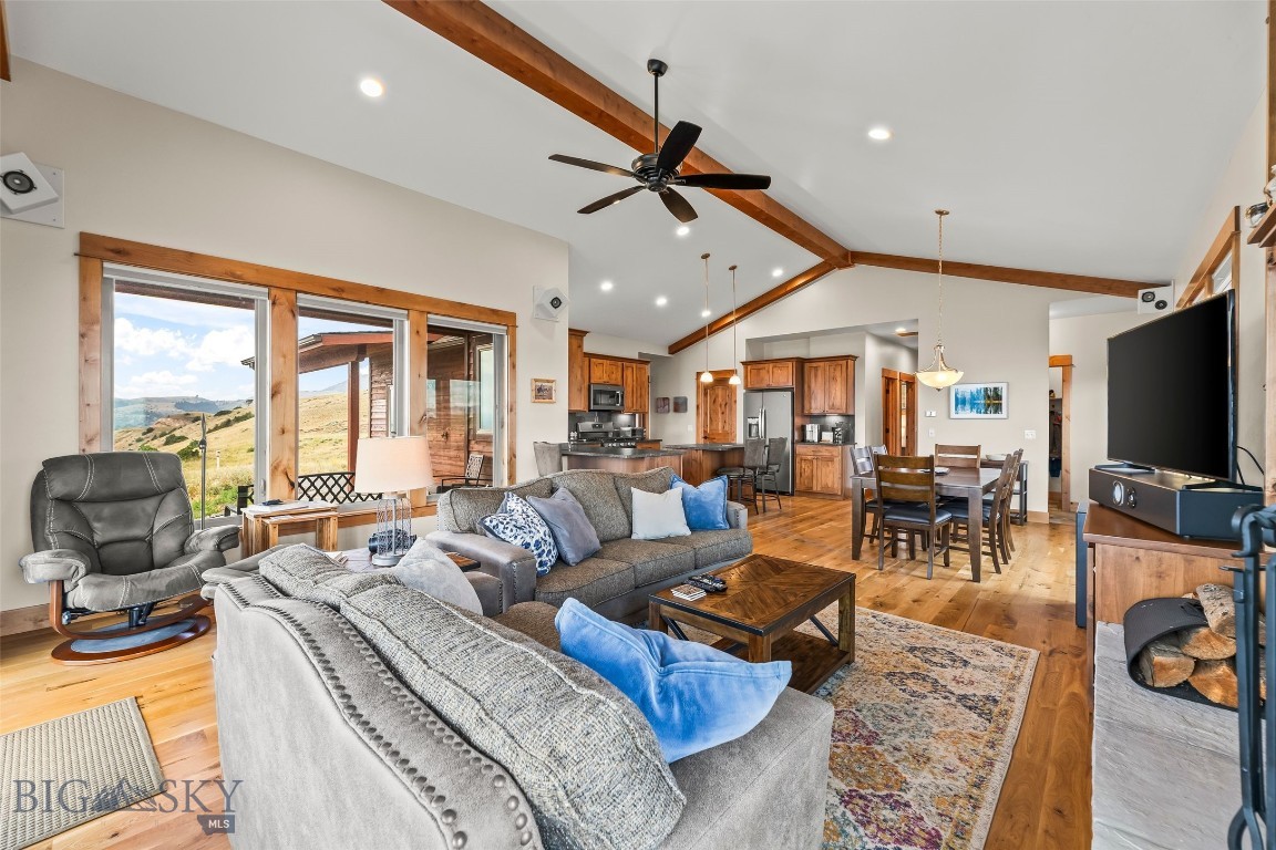 20 Libra Drive Property Photo 12