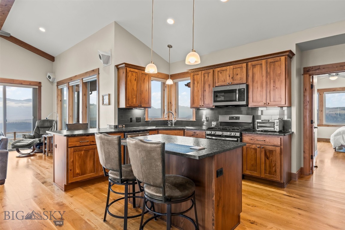 20 Libra Drive Property Photo 22