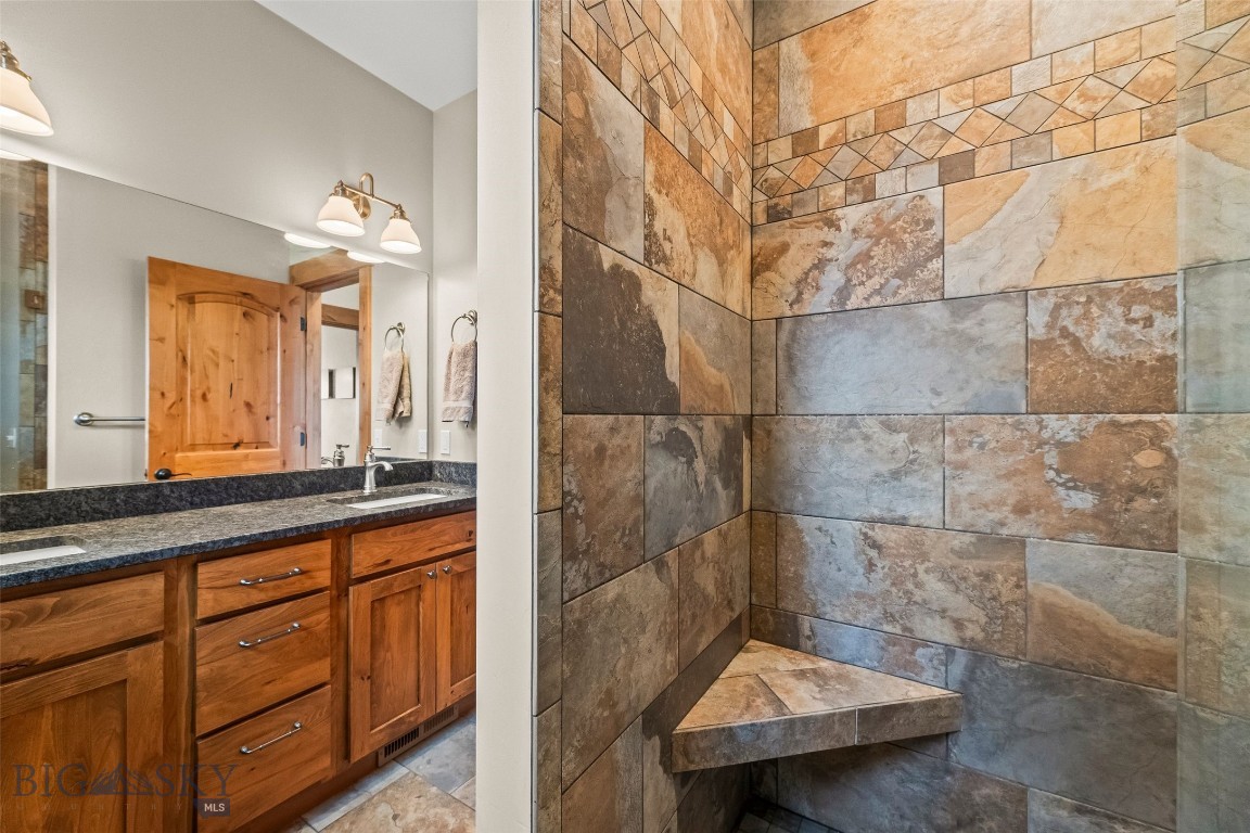 20 Libra Drive Property Photo 34
