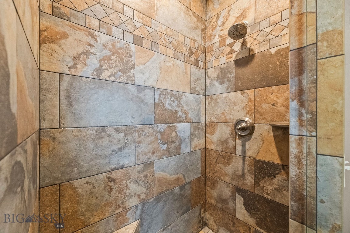20 Libra Drive Property Photo 35