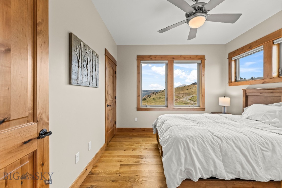 20 Libra Drive Property Photo 44
