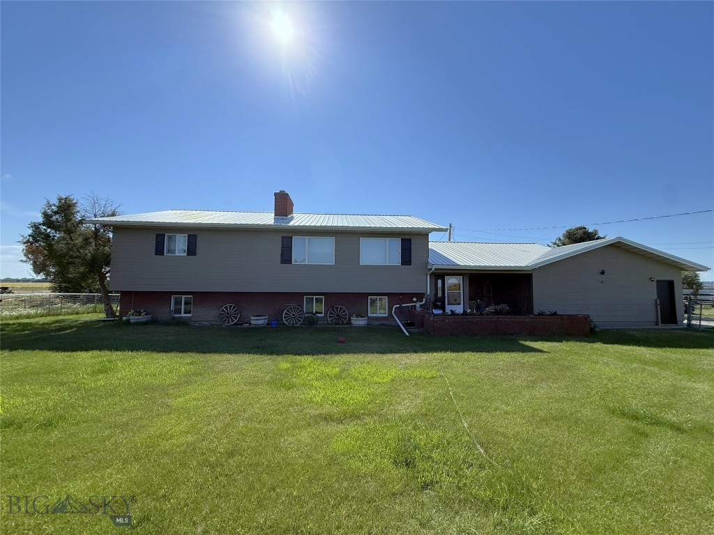 2606 N 17th Road Property Photo 1