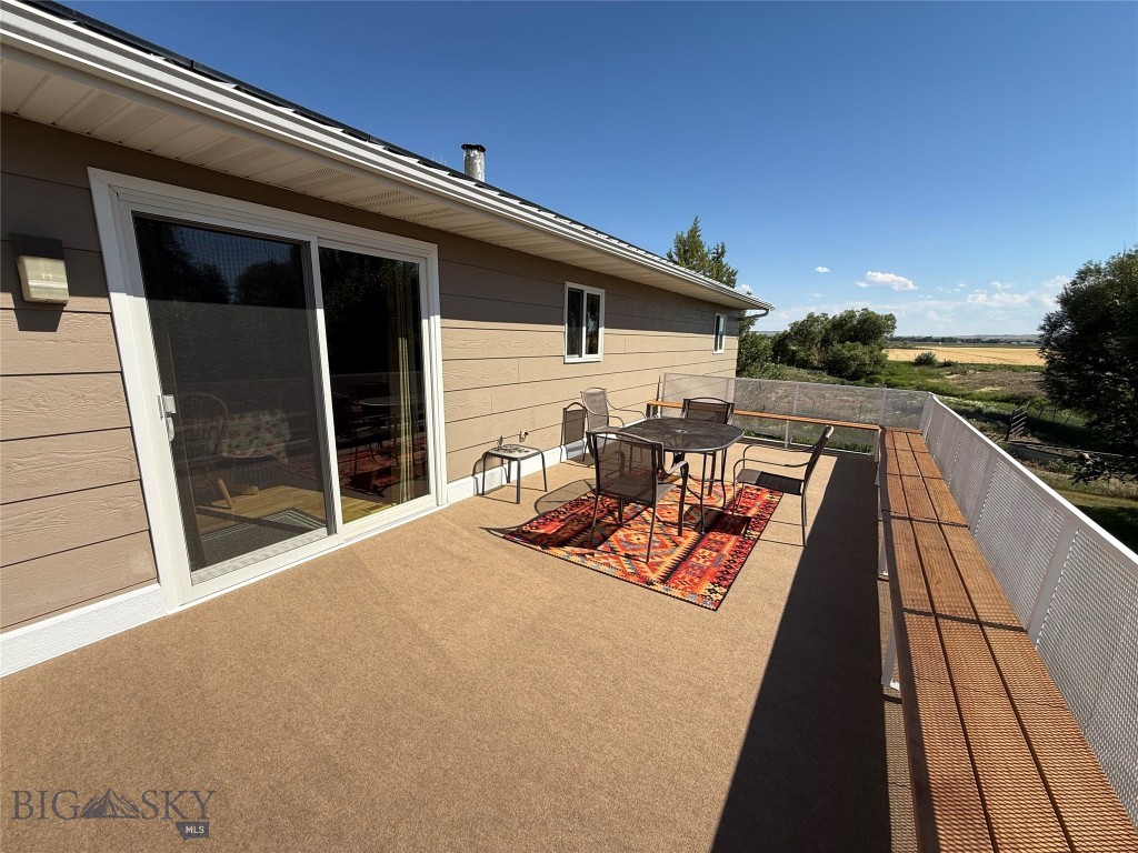 2606 N 17th Road Property Photo 12