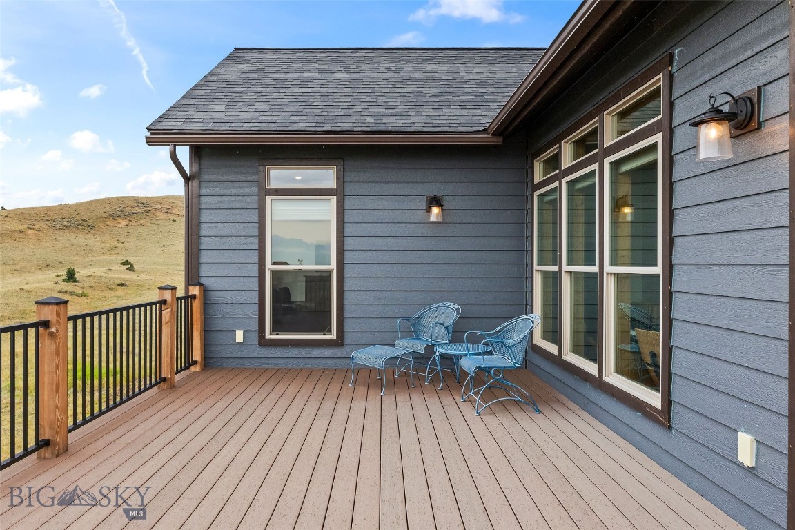 10 Sapphire Lane Property Photo 29