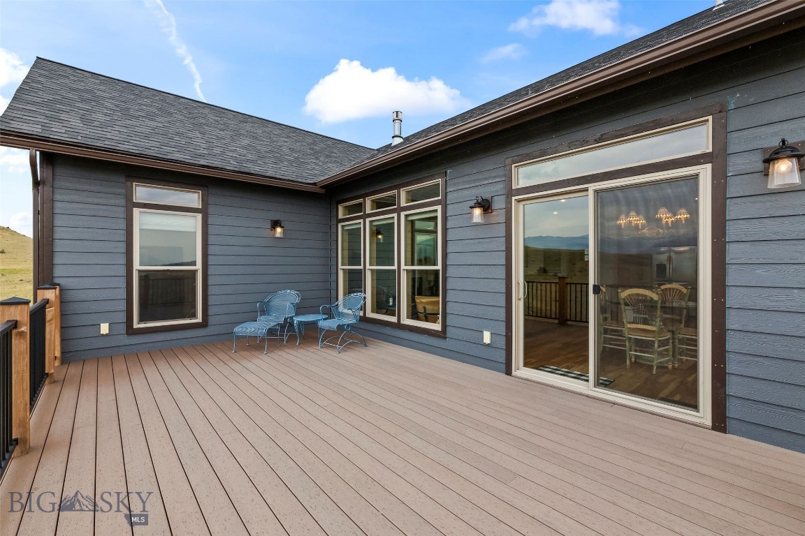 10 Sapphire Lane Property Photo 61