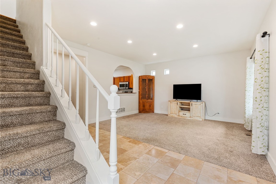 309 Woodman Drive Property Photo 23