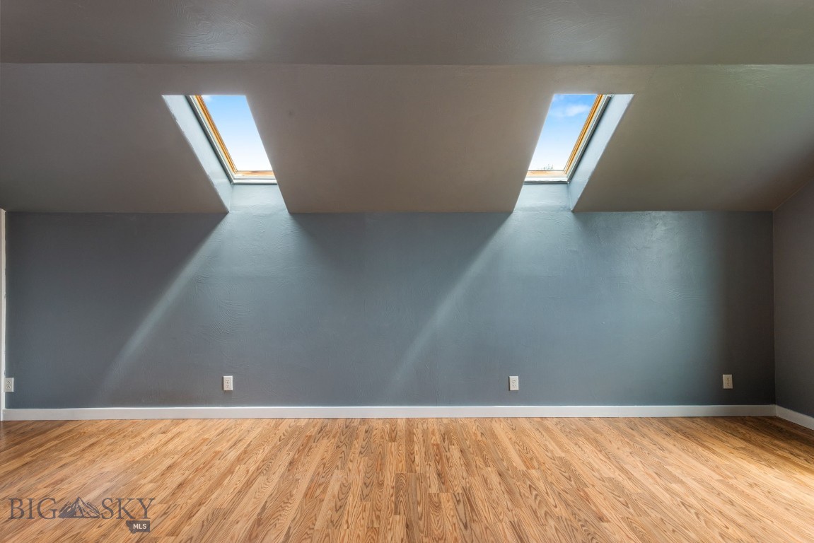 309 Woodman Drive Property Photo 28