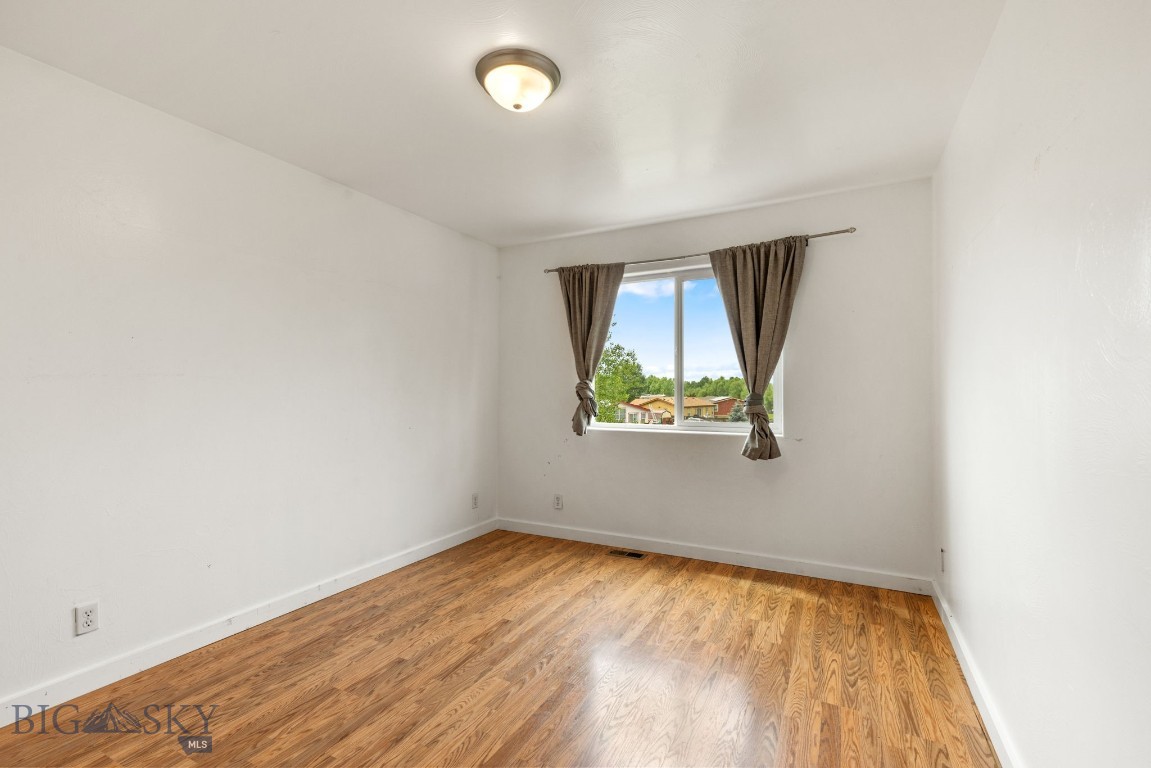 309 Woodman Drive Property Photo 38