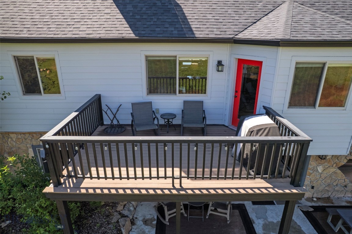 455 Dulohery Lane Property Photo 11