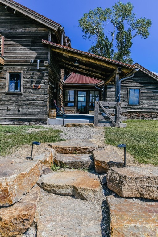 1100 Carrigan Property Photo 8