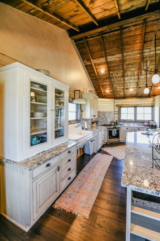 1100 Carrigan Property Photo 44